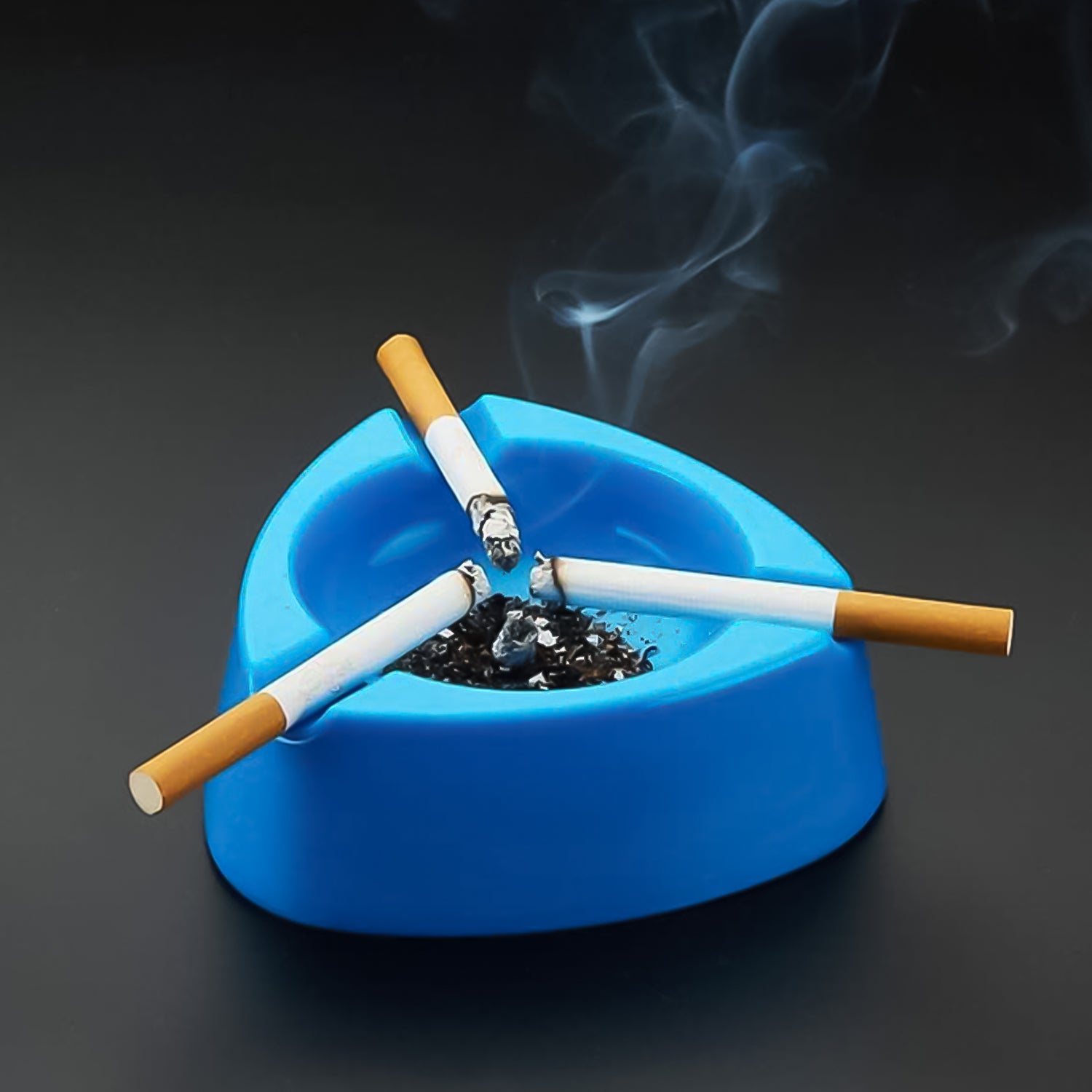 Oblivion Heavy Duty Plastic Ashtray (mix color & 1 Pc) Oblivion Heavy Duty Plastic Ashtray (mix color & 1 Pc)